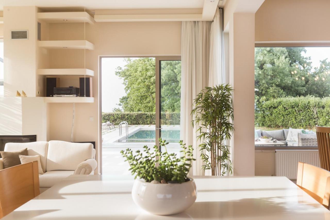 Lux Villa Mia With Heated Pool, 2Km To Beach & Childrens Area! Mikro Metochi Eksteriør bilde