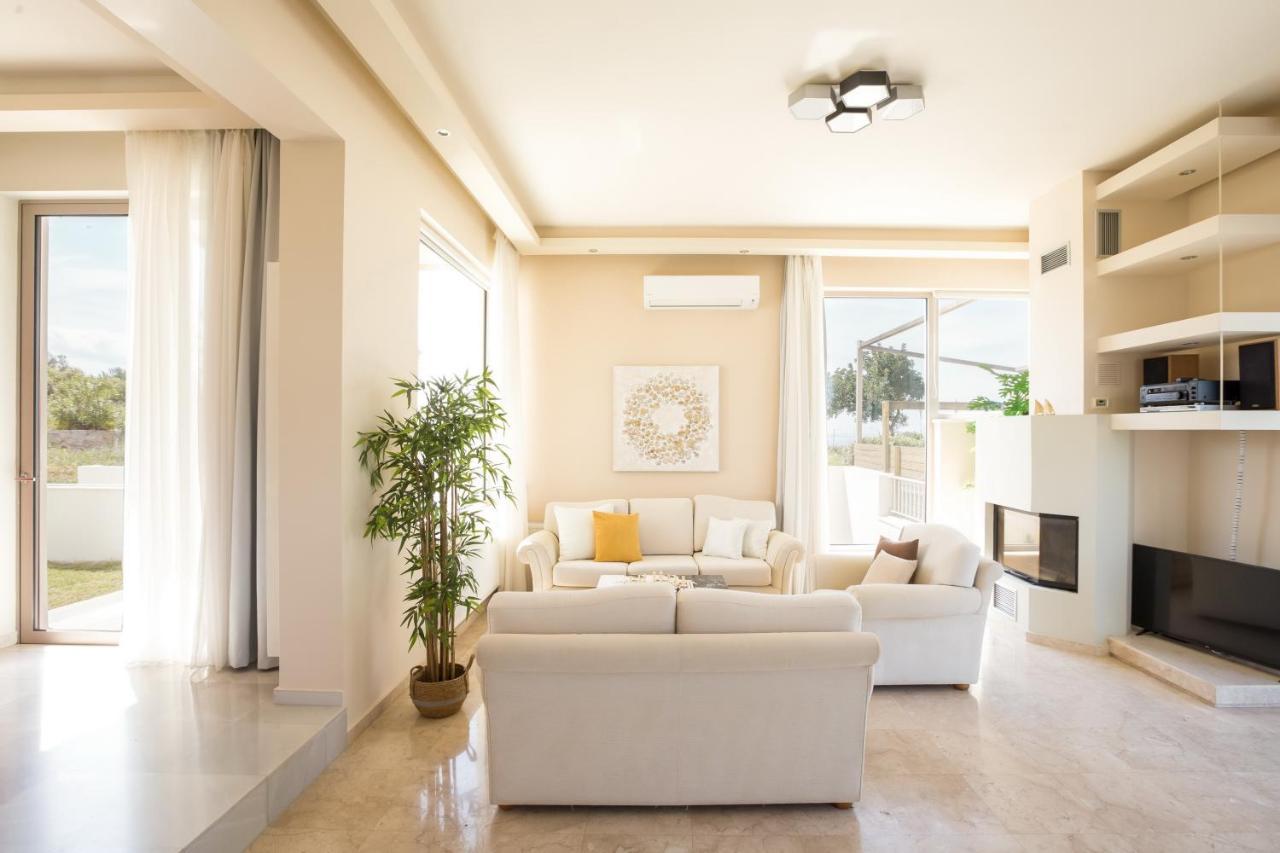Lux Villa Mia With Heated Pool, 2Km To Beach & Childrens Area! Mikro Metochi Eksteriør bilde