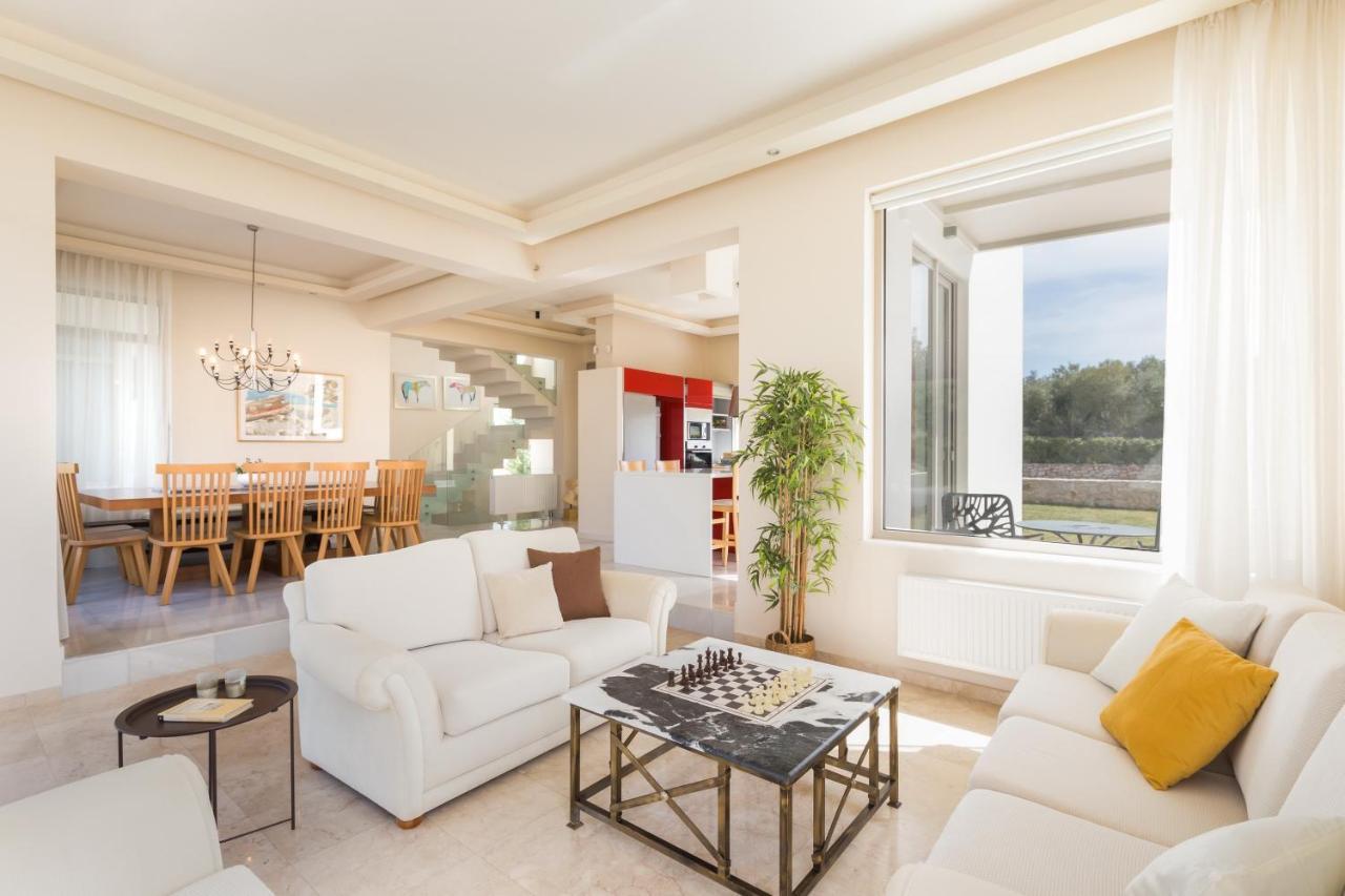 Lux Villa Mia With Heated Pool, 2Km To Beach & Childrens Area! Mikro Metochi Eksteriør bilde